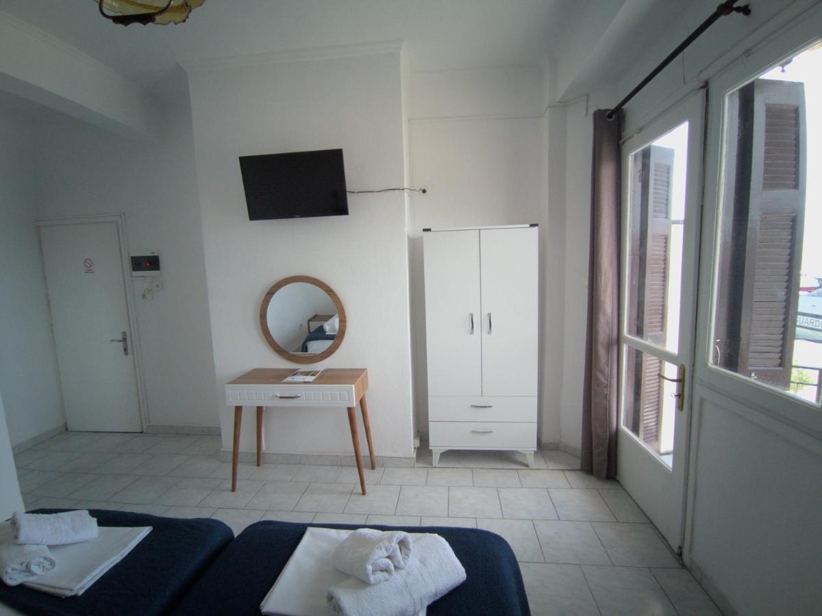 Omiros Rooms Quios Exterior foto